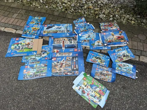 Lot of 14 EMPTY LEGO CITY Boxes - Flattened Original Boxes