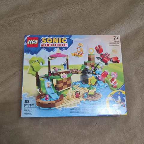 LEGO Sonic the Hedgehog Amy's Animal Rescue Island 76992