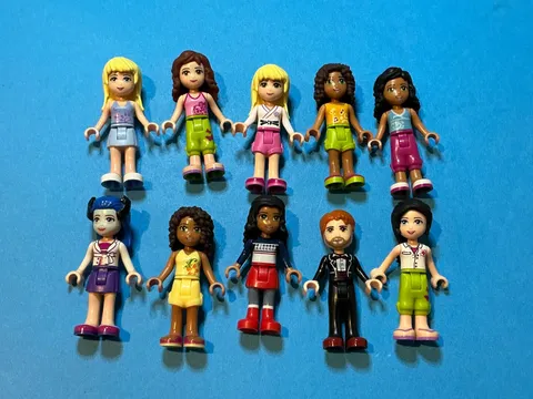 LEGO Mini Dolls. Lot of 10 Random Assorted Mini-Doll Figures. L2-10
