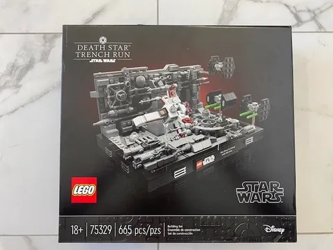 LEGO Star Wars: Death Star Trench Run Diorama (75329)