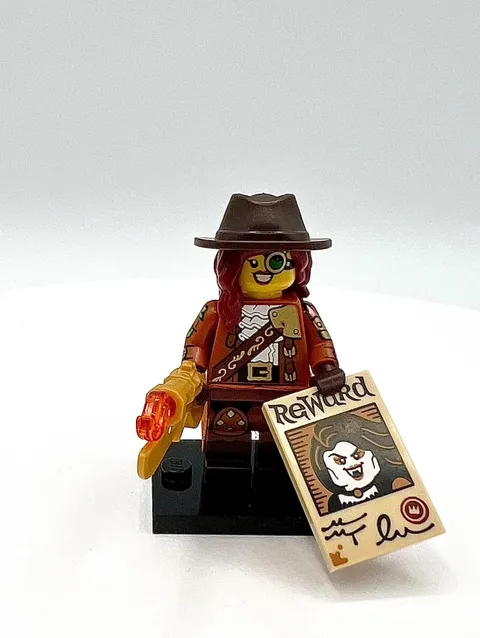 LEGO Minifigure Series 29 Monster Hunter
