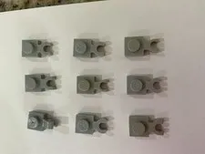 2x LEGO lot 4085b Modified Plate 1 x 1 Vertical Clip THIN Old Light Gray Classic