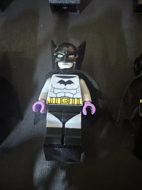 LEGO Batman Minifigure w/ Black Cape & Cowl, Gray Suit, Purple Hands CMF Series