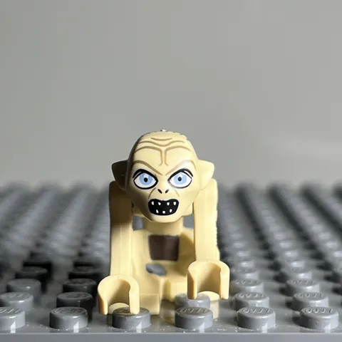 LEGO Gollum Minifigure Hobbit Lord Rings 9470 lor005 Wide Eyes Retired - 2P