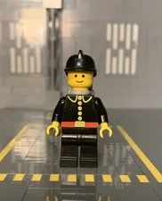 Lego Firec024 RARE 1983 Fireman Figure W/ Tanks
