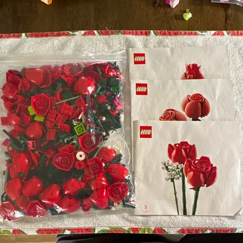 Lego Botanical Collection Bouquet of Roses Set 10328 with Manual