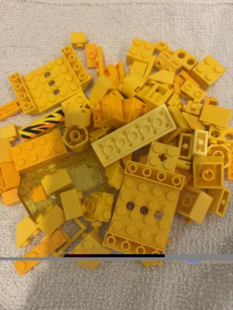 LEGO Bulk Lot Yellow Bricks & Pieces Parts Mixed Pieces Loose Plastic