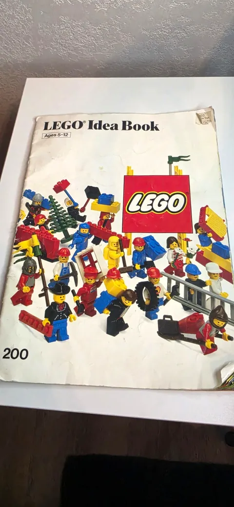 LEGO Idea Book 200 No Stickers Booklet Only 1985