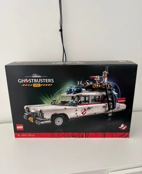 LEGO Creator Expert: ECTO-1 SOS Ghosts (10274)