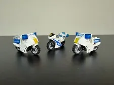 LEGO City Police Motorcycle Lot of 3 Bikes 60141 Retired No Minifigures