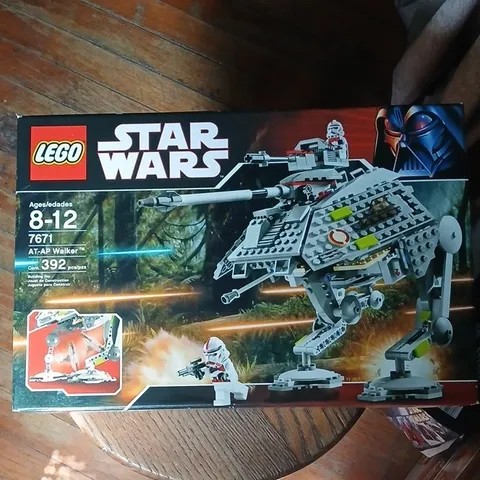 LEGO Star Wars The Clone Wars 7671 AT-AP Walker 392pcs Box Ages 8-12