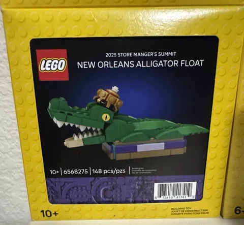 Extremely RARE LEGO Managers Conference New Orleans Alligator