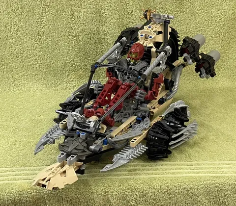 LEGO Bionicle Battle Vehicles -“ THORNATUS V9 “( Set # 8995 ) Complete Set Build