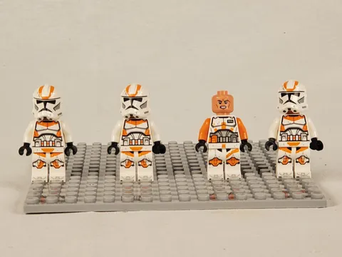 LEGO Star Wars 212th Clone Trooper Lot 4 sw1235 Cody sw1233 Incomplete