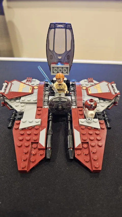 LEGO Star Wars: Obi-Wan's Jedi Interceptor (75135) 100% Complete