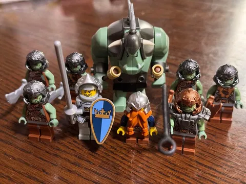 LEGO Castle 7048 Troll Warship Complete w/ 9 Minifig Big Fig No Box Manual