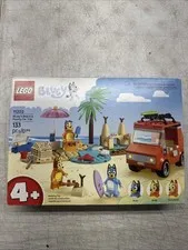 LEGO Bluey Beach & Family Car Trip 11202 – 133 Pieces NEW