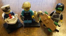 Lego Minifigures Lot Of 3 series 23 - 25 - 27