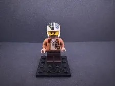 Lego Star Wars -Poe Dameron (Medium Nougat Jacket, Helmet) 75297 - NEW sw1145