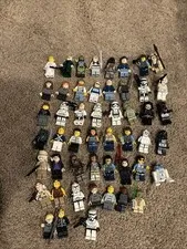 LEGO Minifigure Lot 50 Star Wars Harry Potter R2-D2 Yoda + Weapons Parts