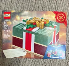 LEGO Seasonal Christmas Gift Box 40292 301pcs 7+ Limited Edition Box