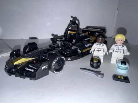 LEGO Speed Champions Mercedes-AMG F1 77252 w/ Driver, Manual 263pc