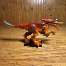 LEGO Jurassic World Pyroraptor PYRORAPTOR01
