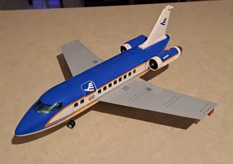 Lego City : Airport - Airport Passenger Terminal #60104 Plane Only Incomplete