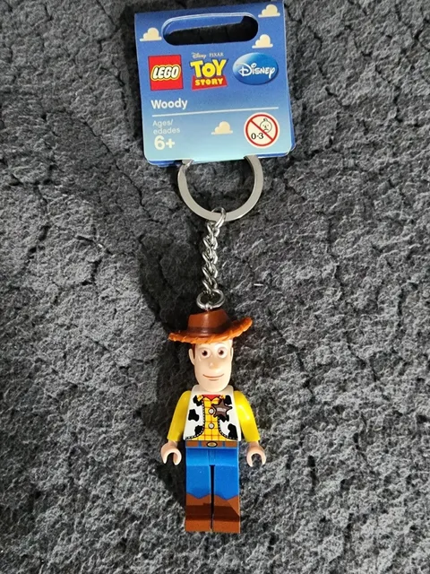 LEGO 852848 DISNEY PIXAR Toy Story Woody Key Chain Minifigure Retired RARE NWT