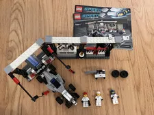 LEGO SPEED CHAMPIONS: Mclaren Mercedes Pit Stop (75911) Good Condition w/Manual