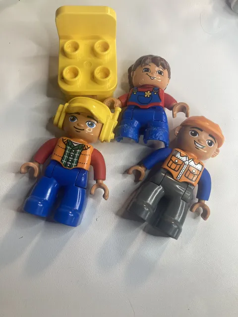 LEGO Duplo People Set Lot of 4 Figures Girl Boy Construction Workers Toys Chair