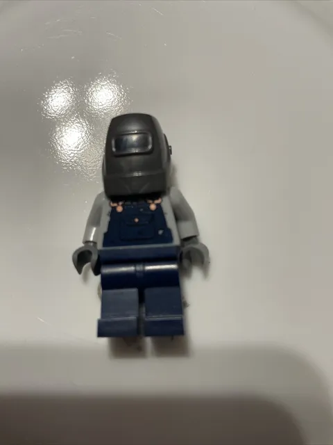 LEGO Minifigure Series 11 Welder 71002 Col172 Mini Figure Lot
