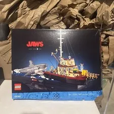 LEGO Ideas Jaws Diorama Kit and Shark 21350 Sealed Damage Box (Varies)