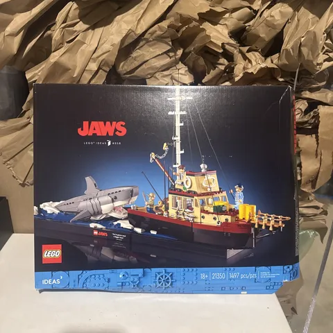LEGO Ideas Jaws Diorama Kit and Shark 21350 Sealed Damage Box (Varies)