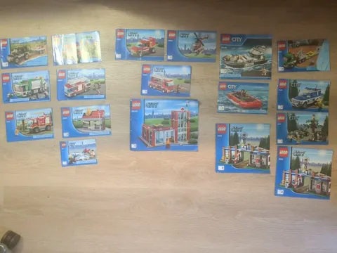 LEGO City Instruction Manuals Lot Of 18 60004 4440 60129 60129 60003 60058 MORE