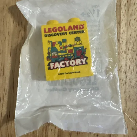 LEGO DUPLO BRICK LEGOLAND DISCOVERY CENTER 2015 FACTORY TOUR BRAND NEW