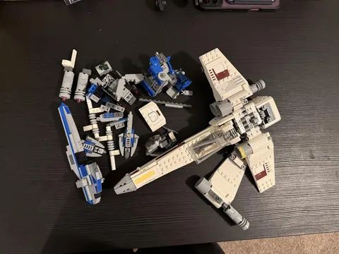 LEGO Star Wars Parts & Pieces Lot White Starfighter Blue Ship Bulk Loose Bricks