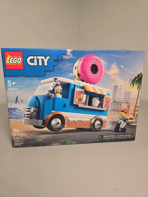 LEGO City 60452 Donut Truck Complete Set 196 pcs (Sealed in box)