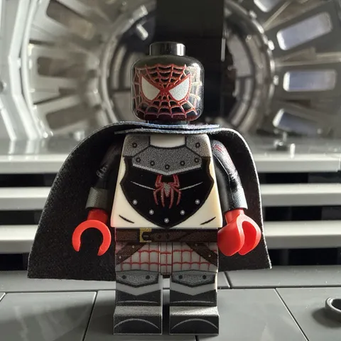 Brickluv SpiderKnight Mini figure