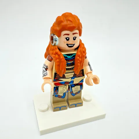 LEGO NEW Aloy MInifigure Open Mouth Smile from 77037 Horizon Adventures hrz001