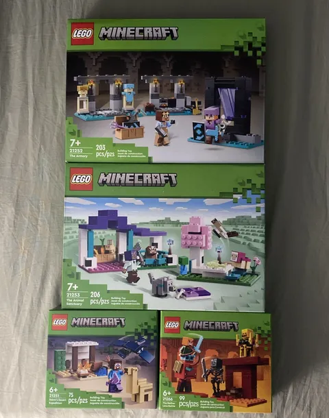 Lot of 4 LEGO Minecraft 21251, 21252, 21253,21266  New Sealed