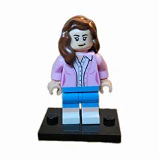 LEGO The Office 21336 Pam Beesly minifigure