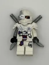 LEGO Ninjago White Nindroid Sentry General (njo0418) From Bricktober Set 5004938