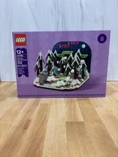 LEGO 40785 Northern Lights Diorama Limited Edition New Sealed