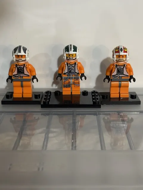 LEGO Star Wars: A New Hope Three Complete Fighter Pilots