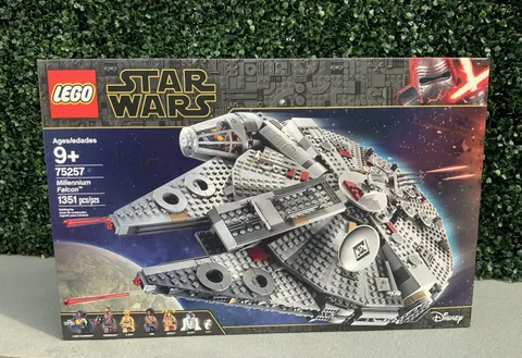 Lego Star Wars- Millenium Falcon (75257)- New- Ships Fast