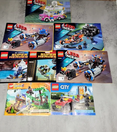 LEGO Instruction Manual Lot The LEGO Movie DC Super Heroes City Castle