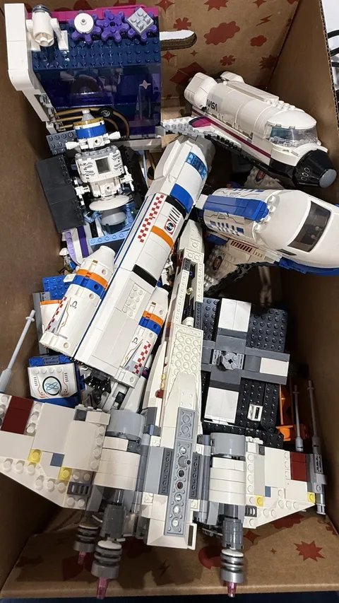 LEGO Space Bulk Lot Mixed Part Pieces Multicolor NASA Star Wars Fighter Shuttle 