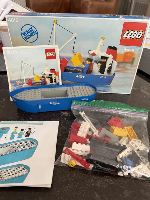 LEGO Freighter 4015 Box Instructions Vintage Town Boat (missing one man)