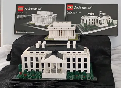 *INCOMPLETE* White House & Lincoln Memorial 21022 & 21006 LEGO Architecture lot